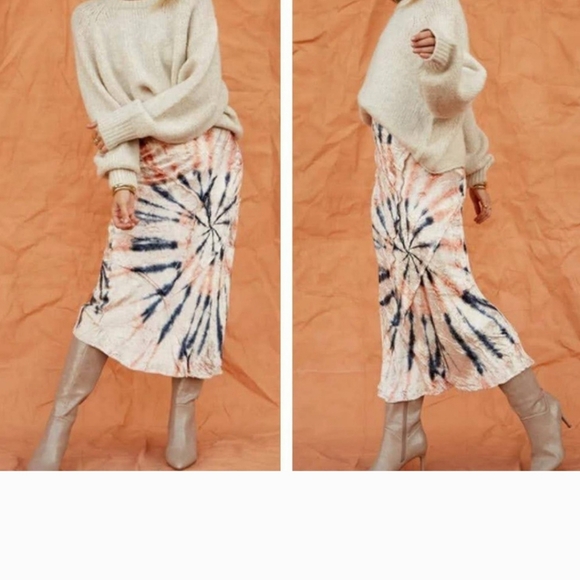 Tie-Dye Maxi Skirt - Multicolor - Picture 6 of 6